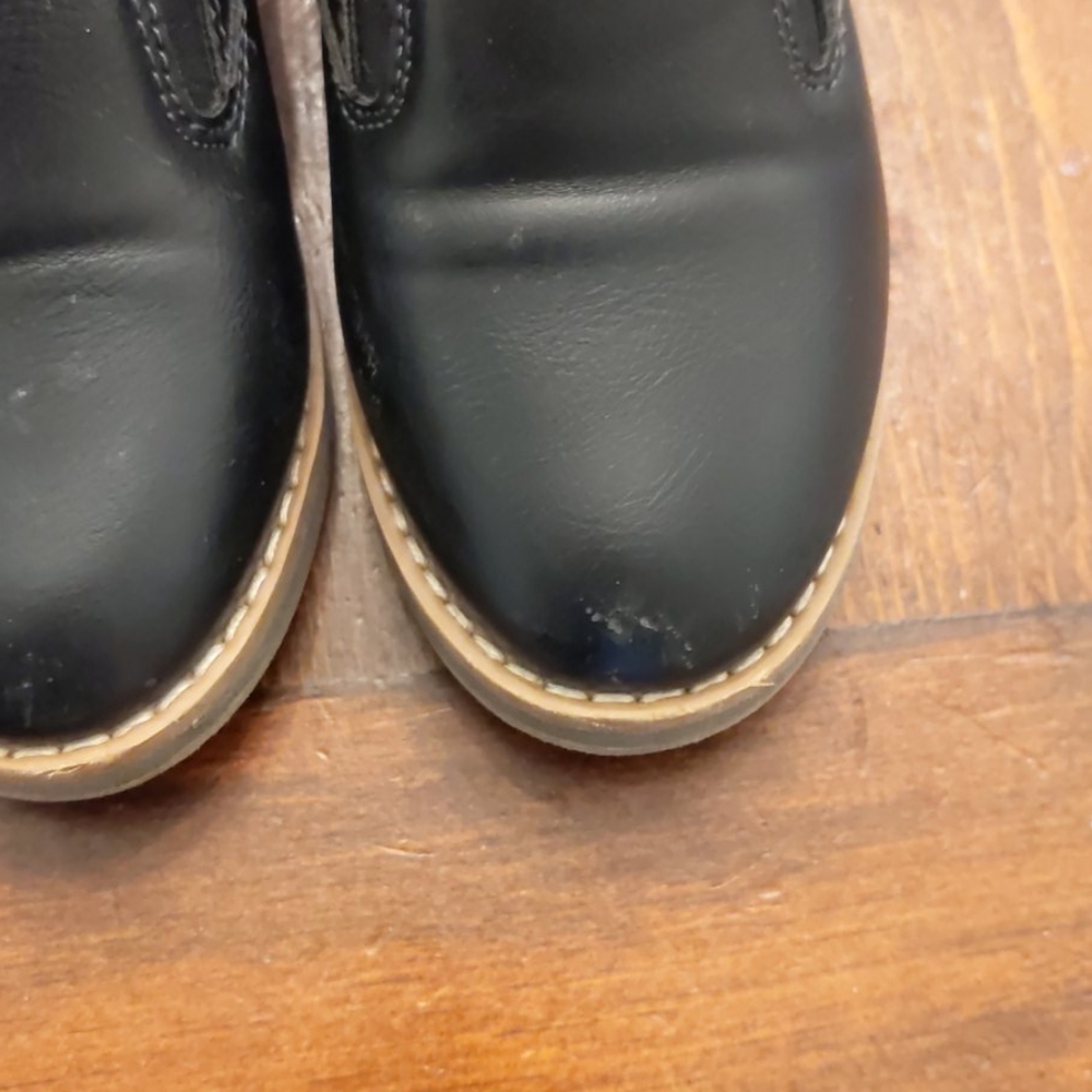 Worn once - Boys Cat & Jack Dress Shoes - Picture 5 of 5